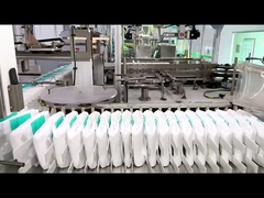 Diaper dewasa sekali pakai yang sangat nyaman dengan lembaran belakang film PE dan fitur cetak Fitur PE Ta